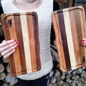 Unikatna daska za serviranje hrane (orah, jasen, trešnja)